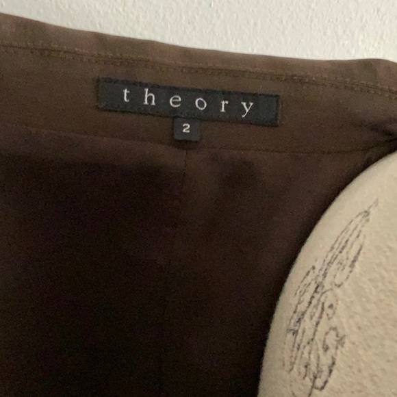 Created by “Theory” A Beautiful Blazer size 2 Solid Brown in color - Picture 5 of 6